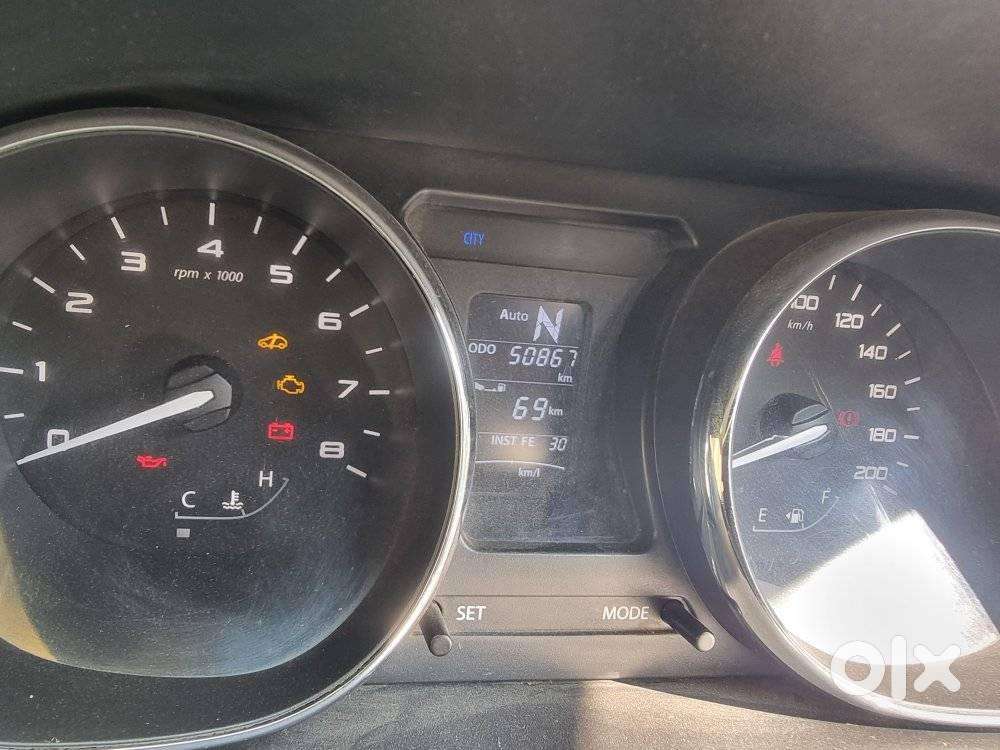 Tata Tiago 1.2 Revotron Xza, 2018, Petrol