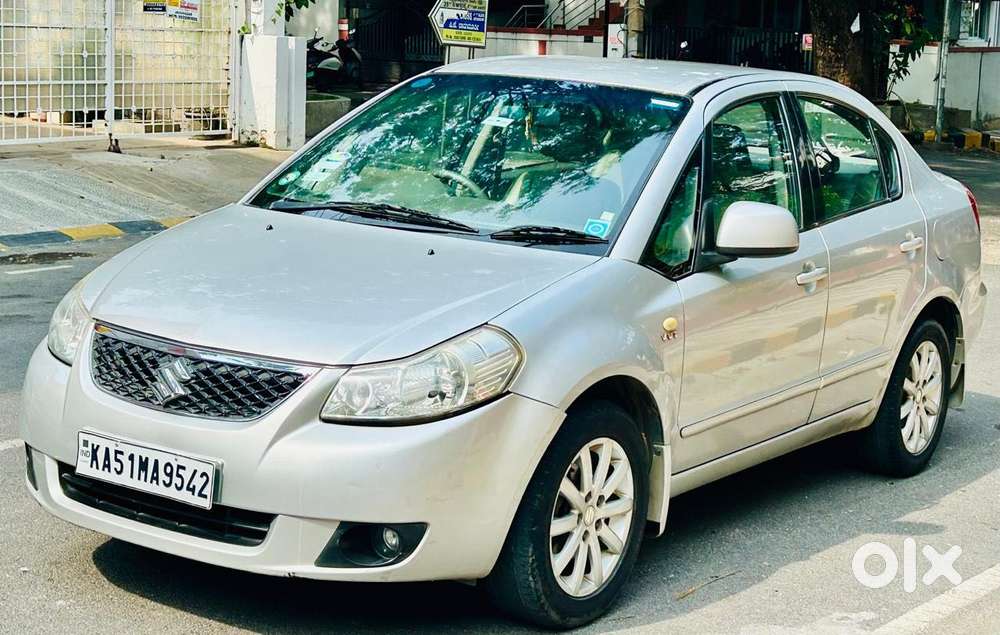 Maruti Suzuki Sx4 Zxi, 2011, Petrol