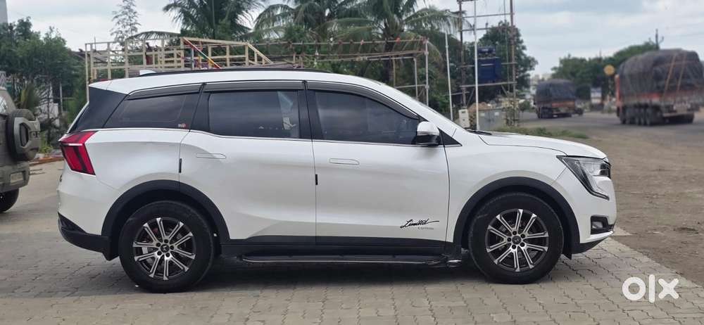 Mahindra Xuv700 2.2 Ax 7 Diesel At Luxury Pack Str Awd, 2024, Diesel