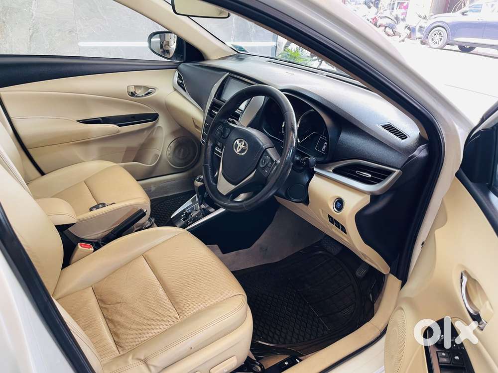 Toyota Yaris Vx Cvt, 2018, Petrol