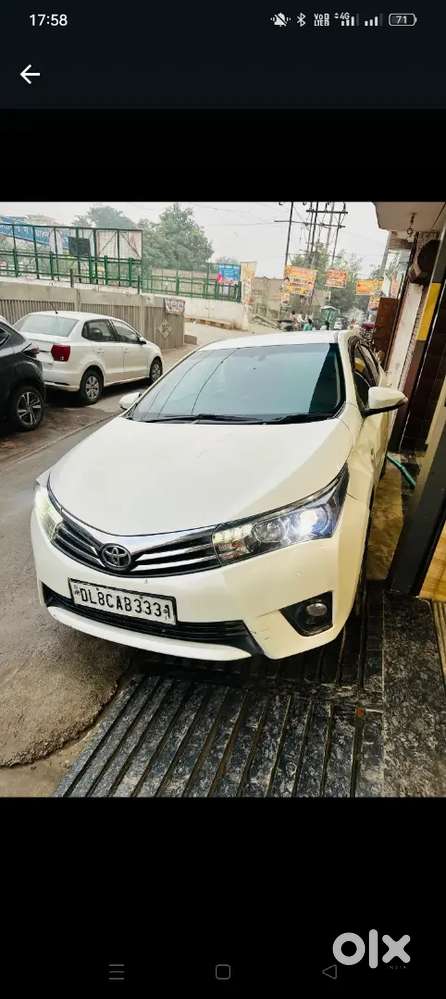 Toyota Corolla Altis 2014 Petrol /cng Push Button Start Top Model