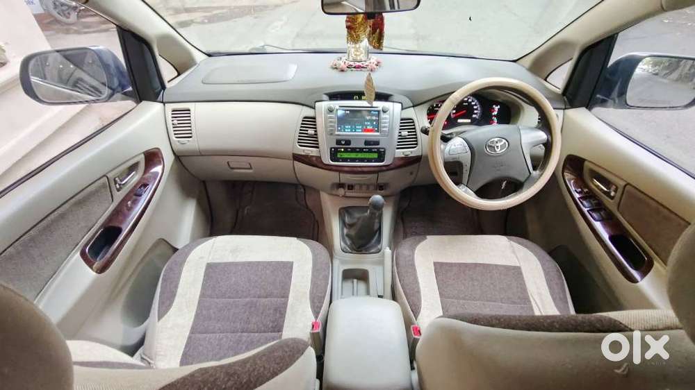 Toyota Innova 2.5 Vx 8 Str, 2012, Diesel