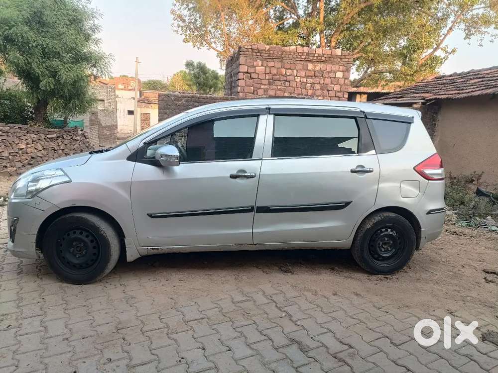 Maruti Suzuki Ertiga 2013 Diesel 100000 Km Driven