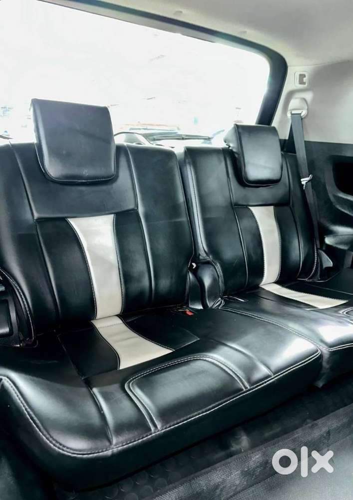 Toyota Innova Crysta 2.8 Gx At 8 Seater, 2016, Diesel