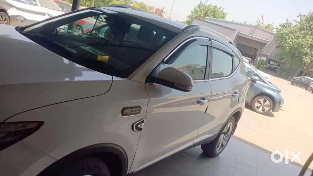 Mg Zs Ev 2025 Electric 11000 Km Driven