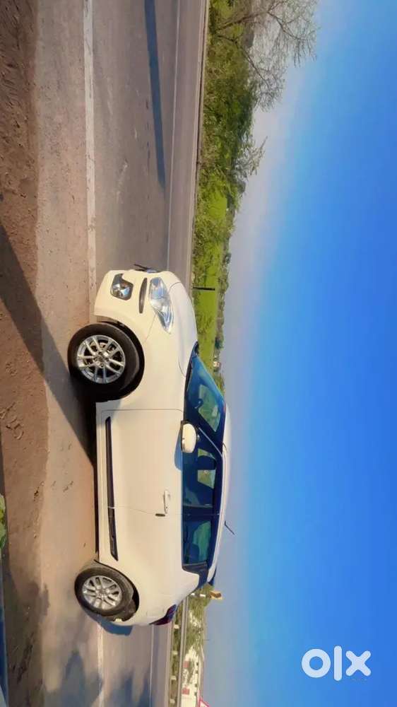 Top Model Maruti Suzuki Swift 2023 Cng & Hybrids 47000 Km Driven