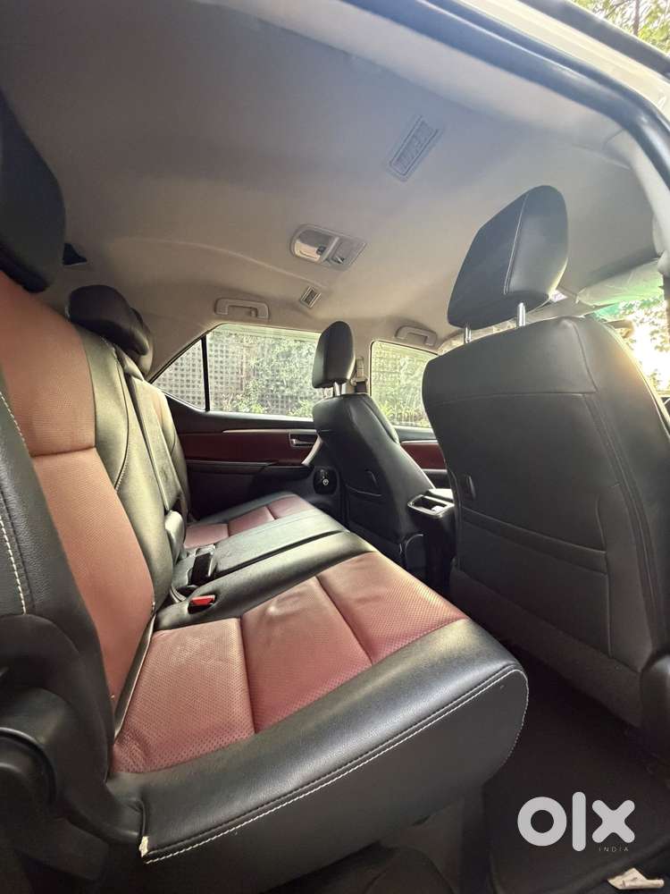 Toyota Fortuner Leader Edition (at), 2024, Diesel