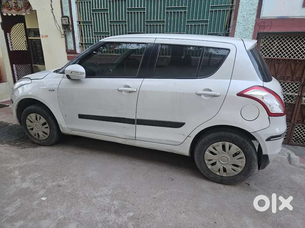 Maruti Suzuki Swift 2012 Petrol 90000 Km Driven