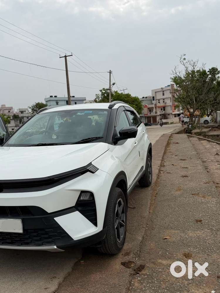 Tata Nexon Petrol 2025