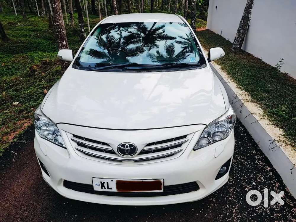 Toyota Corolla Altis At 2012 Petrol 83000 Km Driven