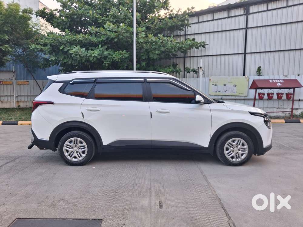 Kia Carens 1.5 Prestige 7 Str, 2023, Petrol
