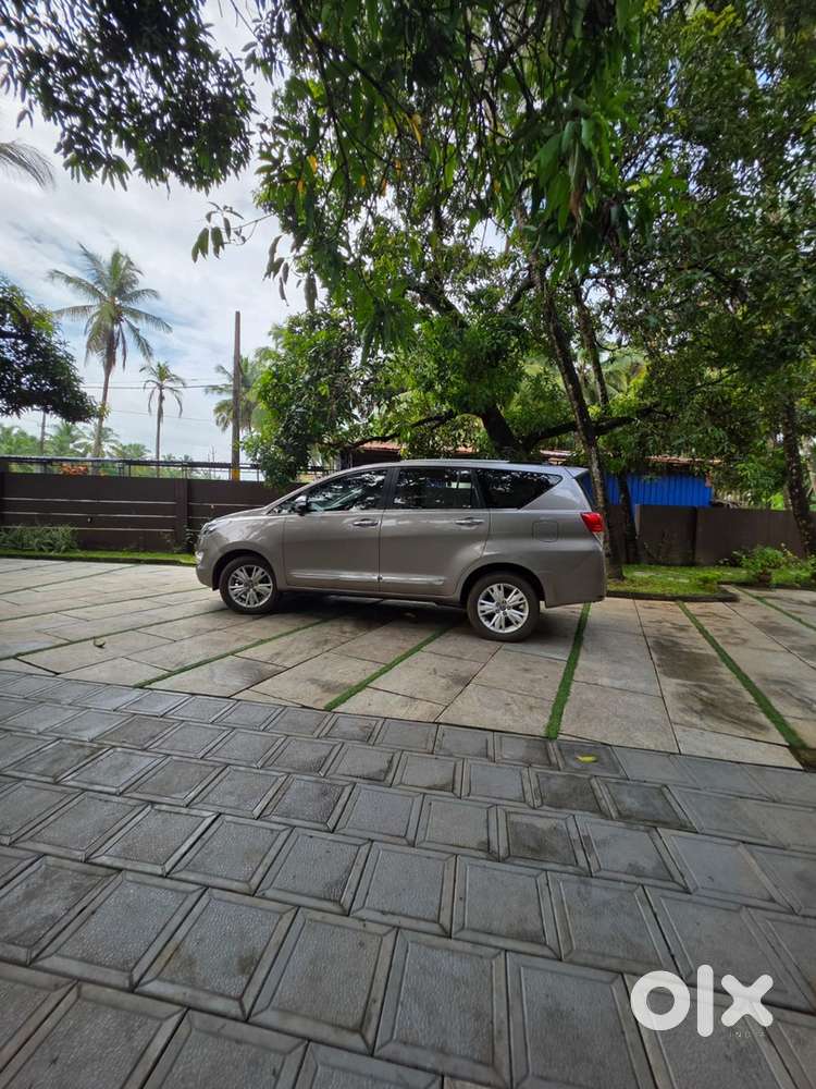 Toyota Innova Crysta 2016 Diesel Good Condition