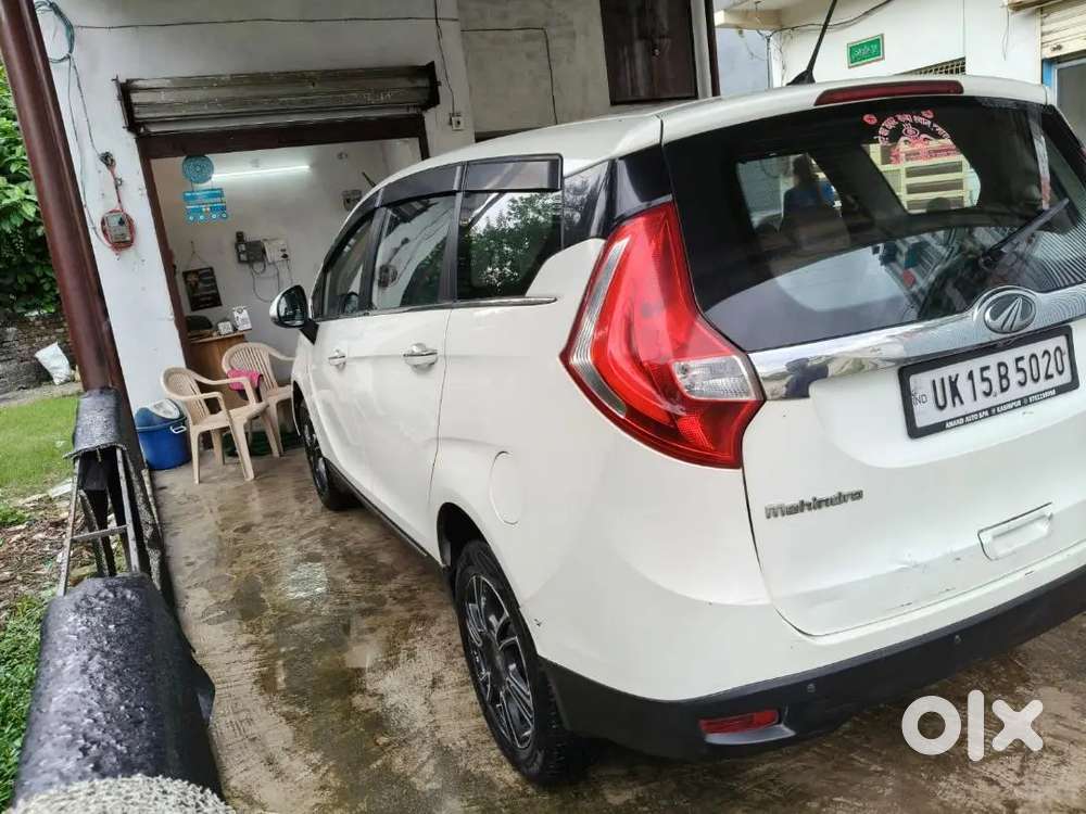 Mahindra Marazzo