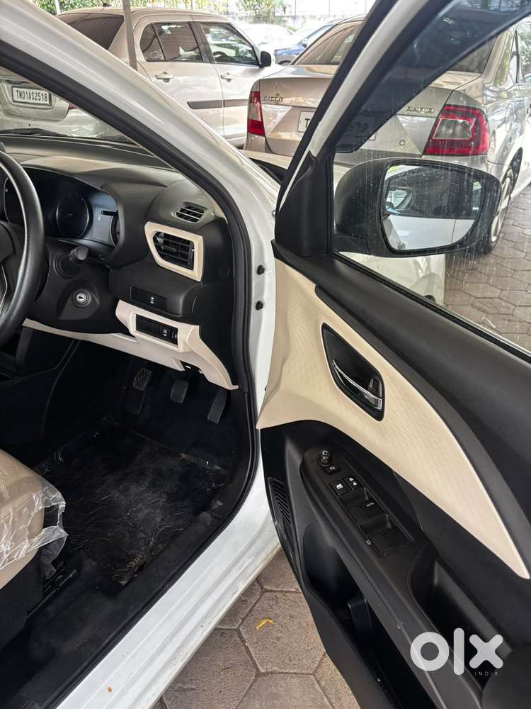 Maruti Suzuki Swift Dzire 1.3 Vxi, 2026, Petrol