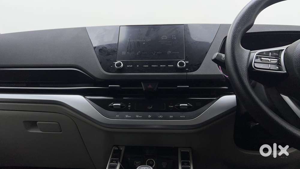 Kia Carens 1.4 Prestige 7 Str, 2022, Petrol