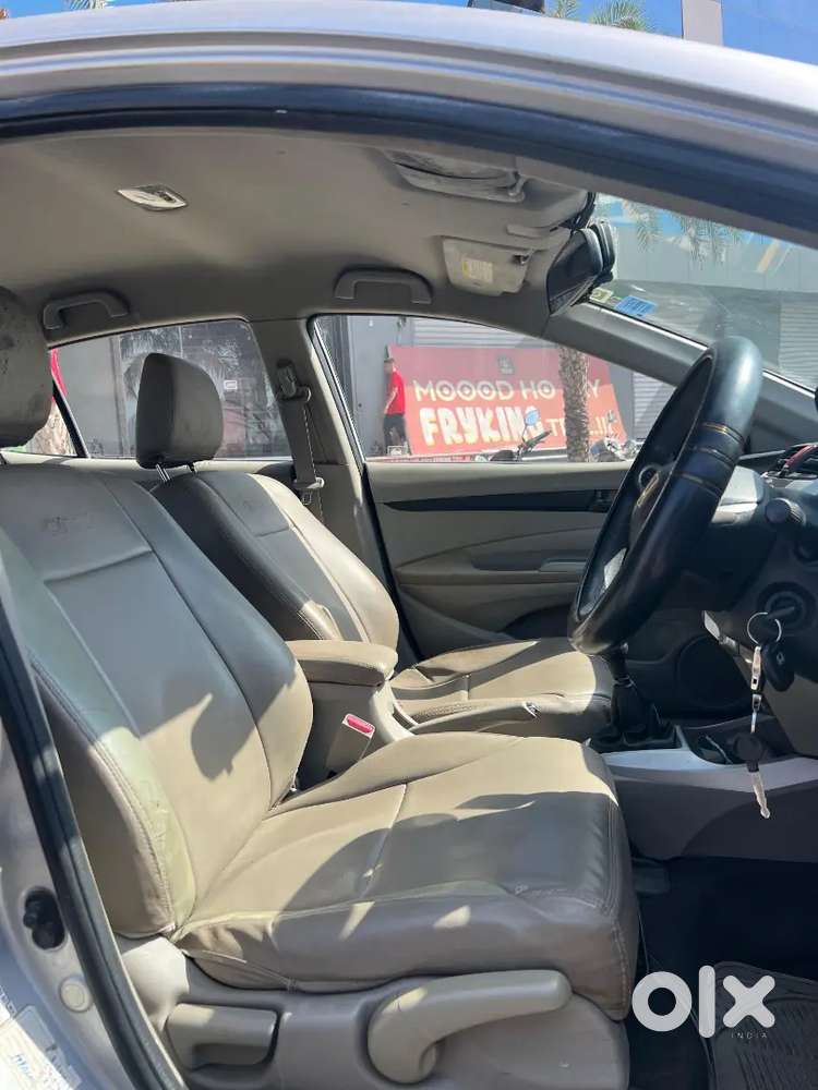 Honda City In Showroom Condition.