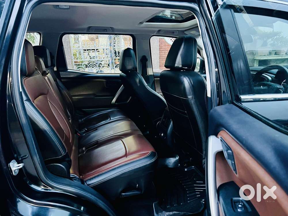 Mahindra Scorpio-n 2.2 Z6 Diesel At 7 Str, 2024, Diesel