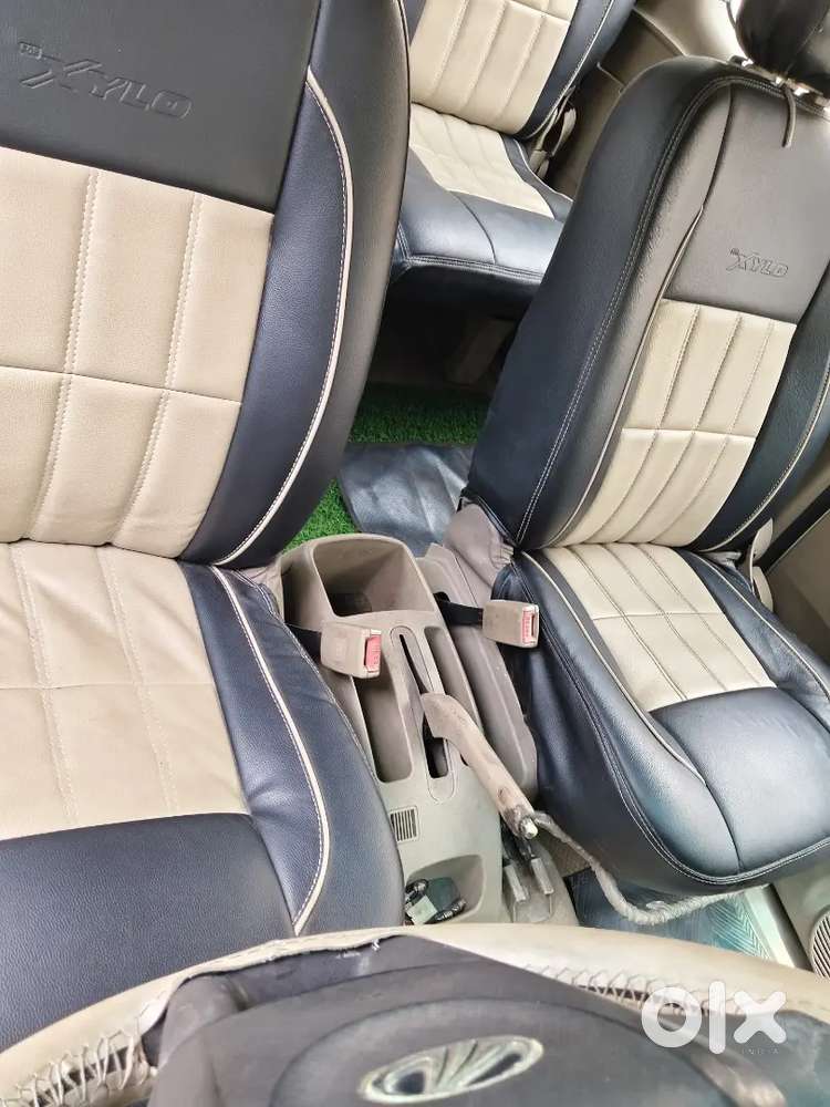 Mahindra Xylo 2016