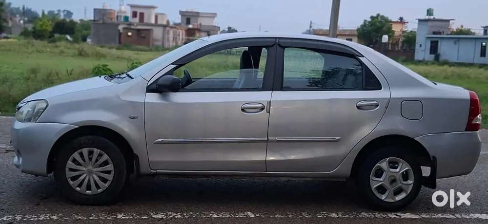 Toyota Etios 2013 Manual Petrol