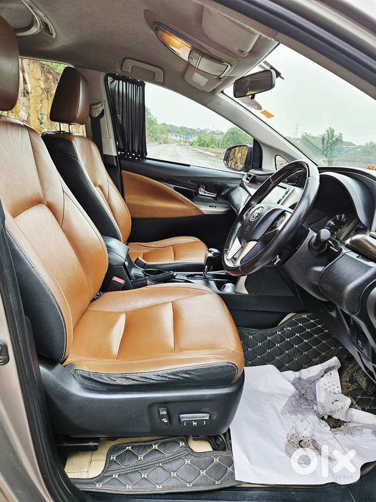 Toyota Innova Crysta 2016 Diesel Well Maintained