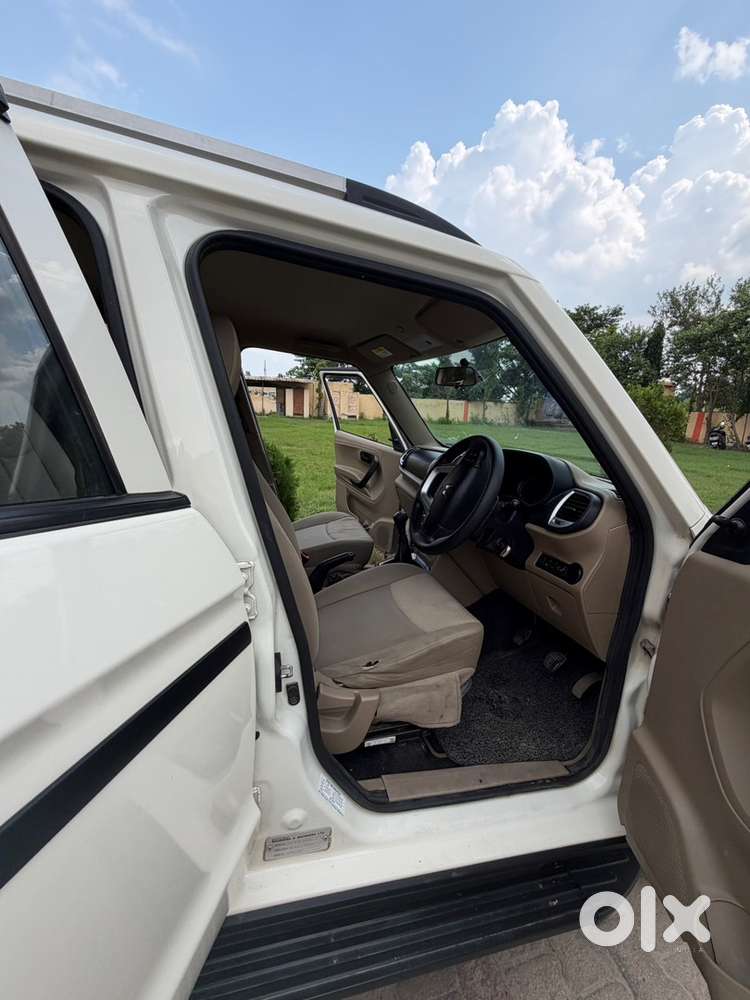 Mahindra Bolero Neo 2024
