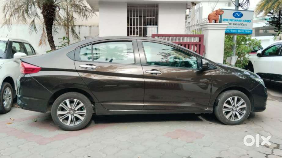 Honda City 1.5 V 4th Gen I-vtec Mt, 2022, Petrol
