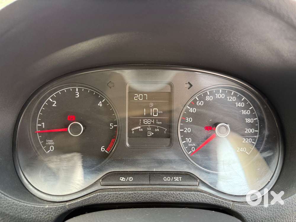 Volkswagen Polo Highline 1.6l Petrol, 2014, Diesel