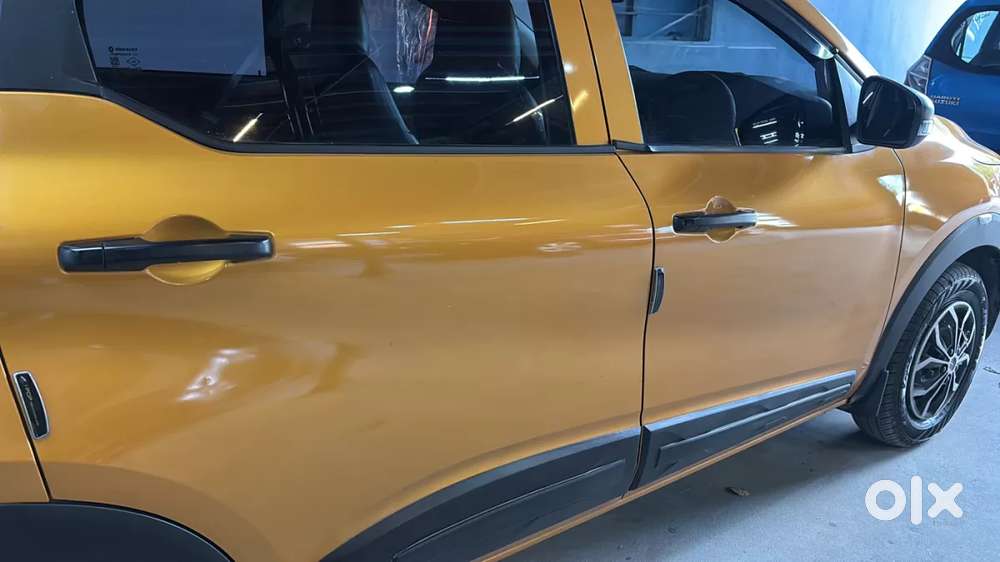 Renault Triber 1.0 Rxe, 2021, Petrol