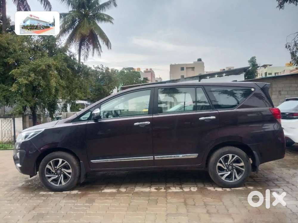 Toyota Innova Crysta [ ] 2.4 Gx At 7 Str, 2022, Diesel