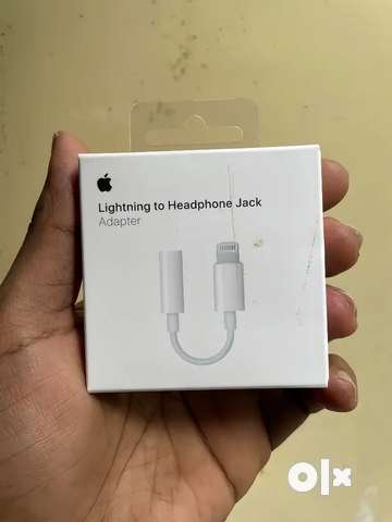 Headphone jack best sale to lightning adapter