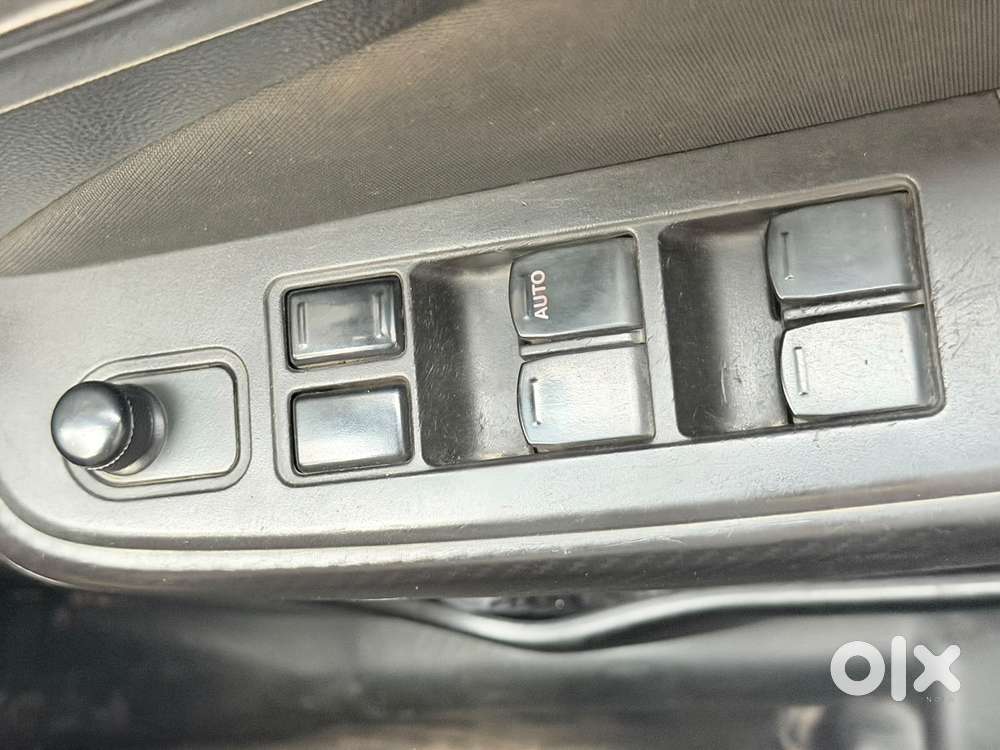 Maruti Suzuki Swift Vxi + Manual, 2021, Petrol