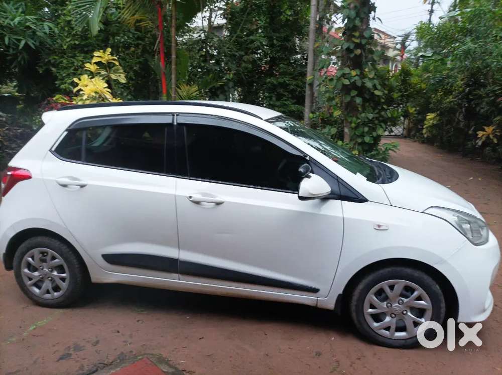 Hyundai Grand I10 2019 Petrol 30427 Km Driven