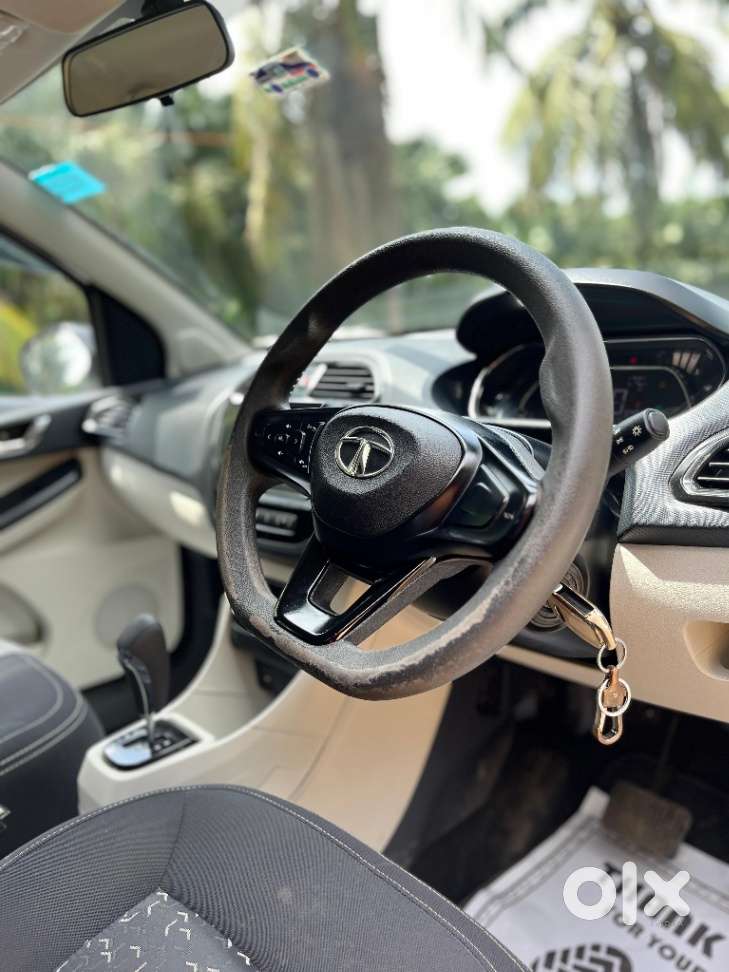 Tata Tiago 1.2 Revotron Xza Plus Amt, 2023, Petrol