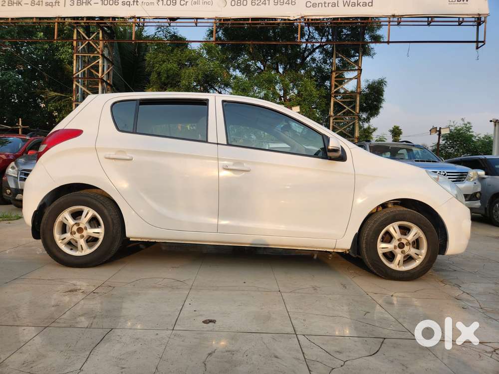 Hyundai I20 2010-2012 1.2 Sportz Option, 2012, Petrol