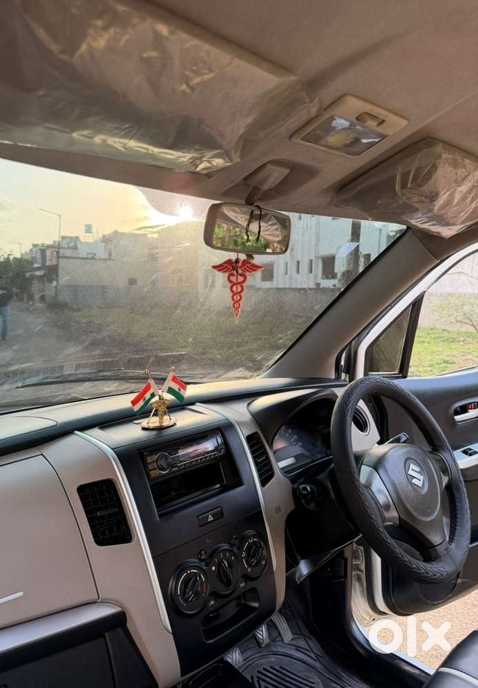 Maruti Suzuki Wagonr Lxi 2014  First Owner  Petrol+cng