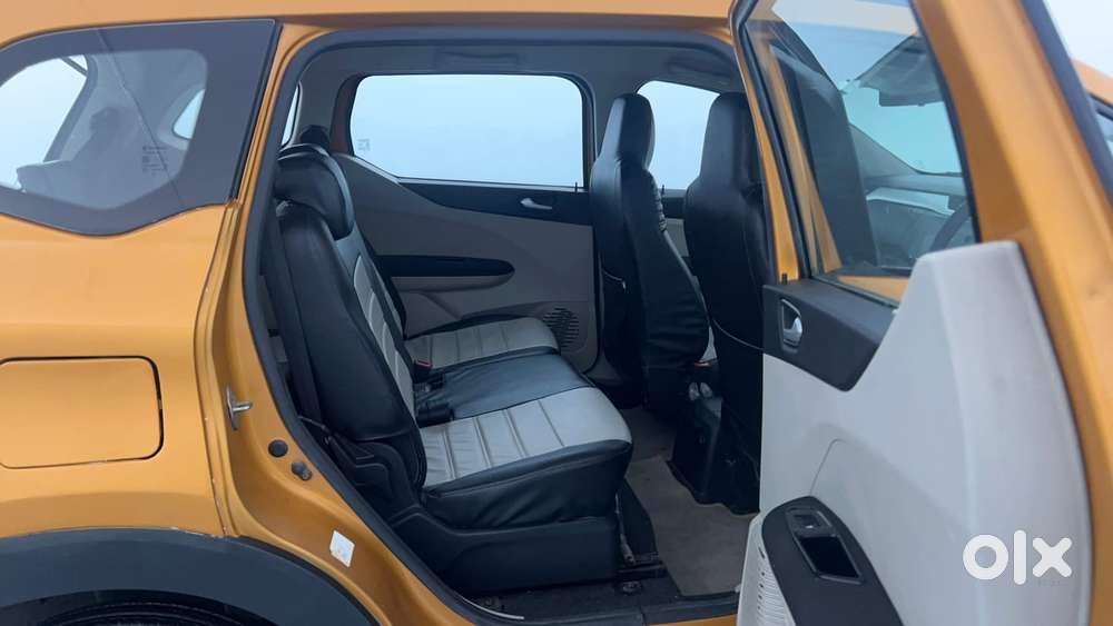 Renault Triber Rxz, 2019, Petrol
