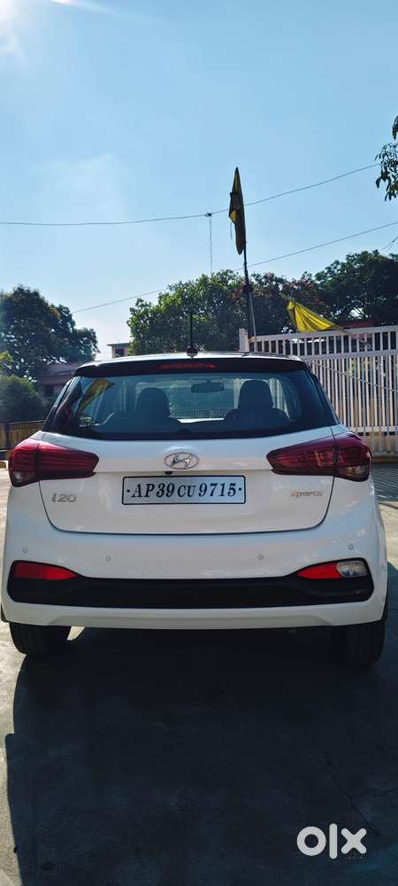 Hyundai I20 Sportz Plus, 2019, Petrol