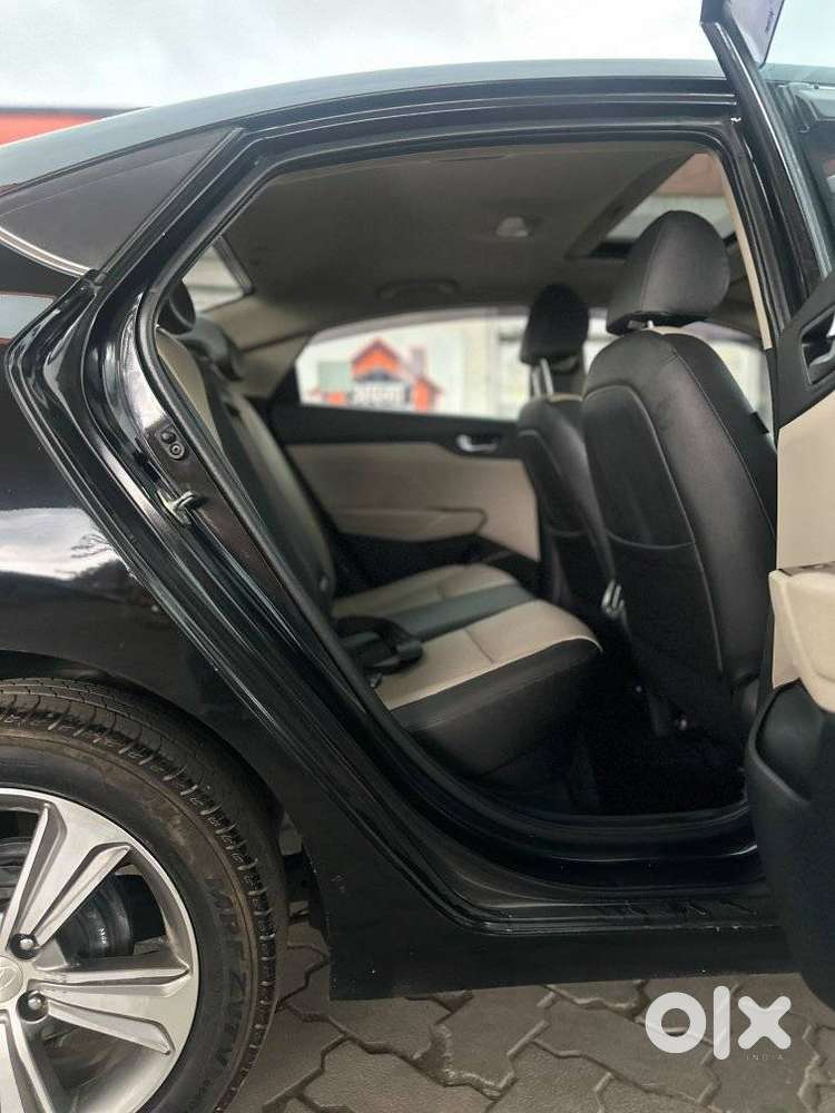 Hyundai Verna 1.6 Sx (o) Vtvt, 2018, Petrol