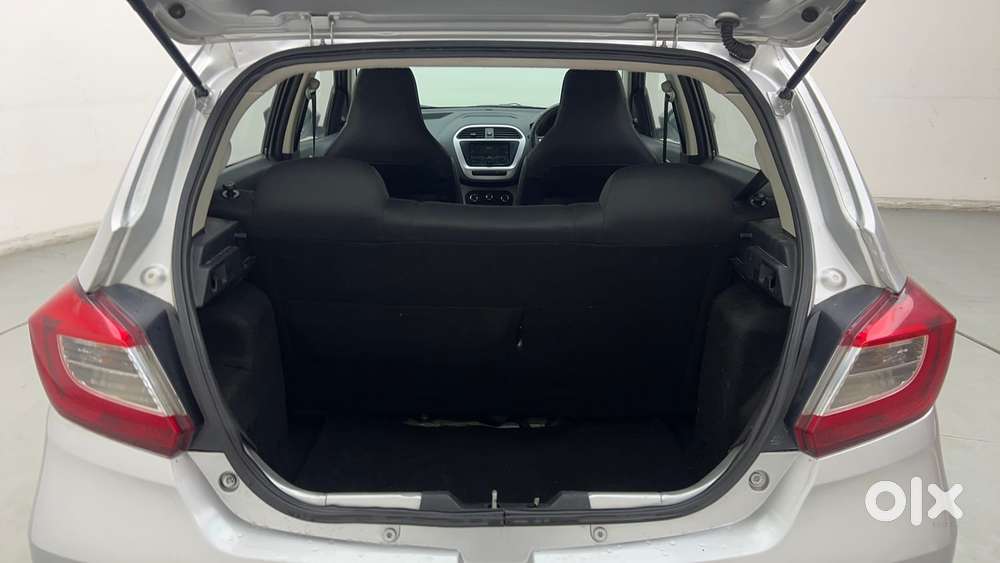 Tata Tiago 1.2 Revotron Xm, 2017, Petrol