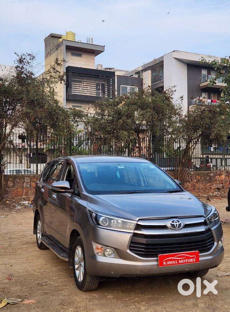 Toyota Innova Crysta