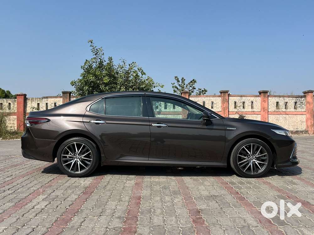 Toyota Camry Hybrid, 2024, Electric