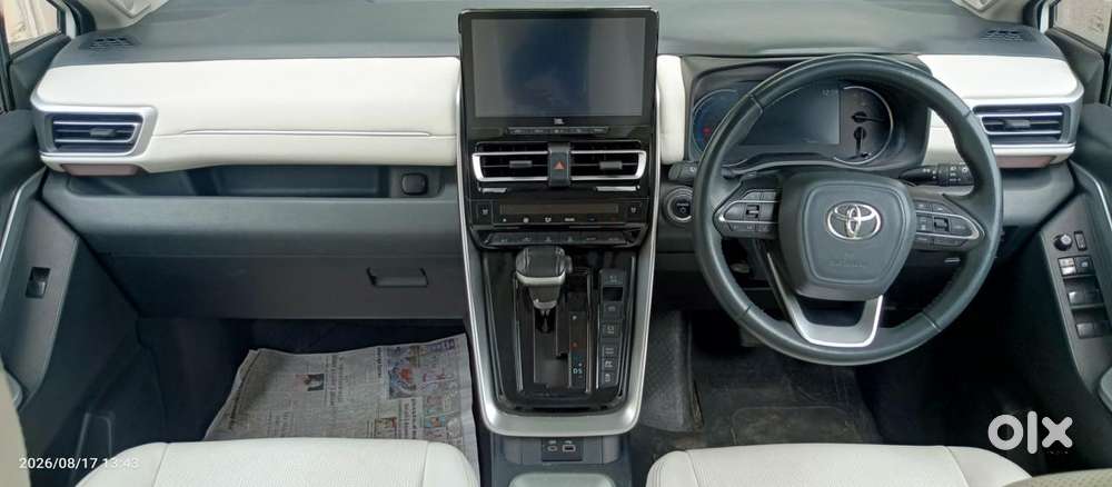 Toyota Innova Hycross 2.0 Zx (o) Hybrid 7 Str, 2023, Petrol