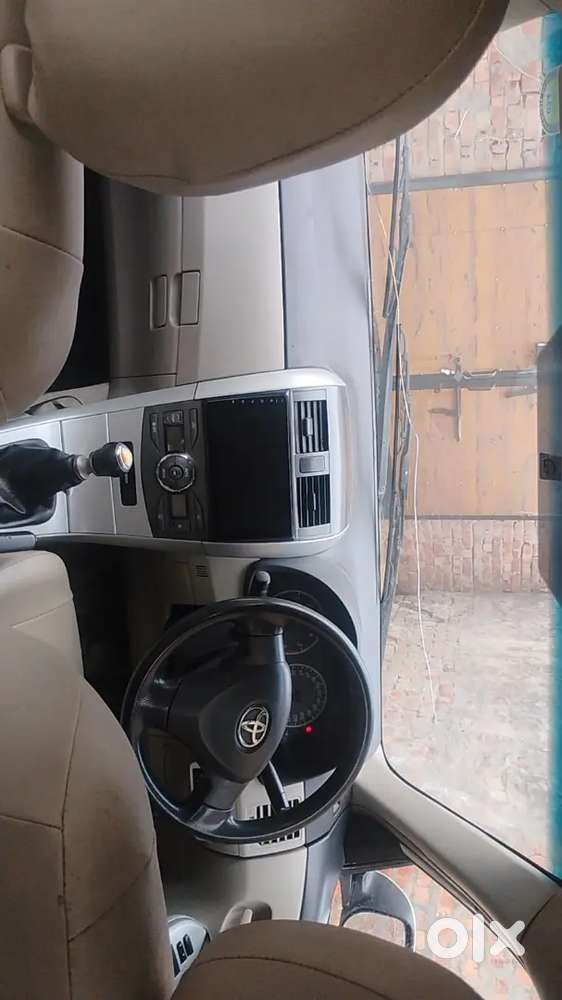Toyota Corolla Altis 2012 Diesel Car