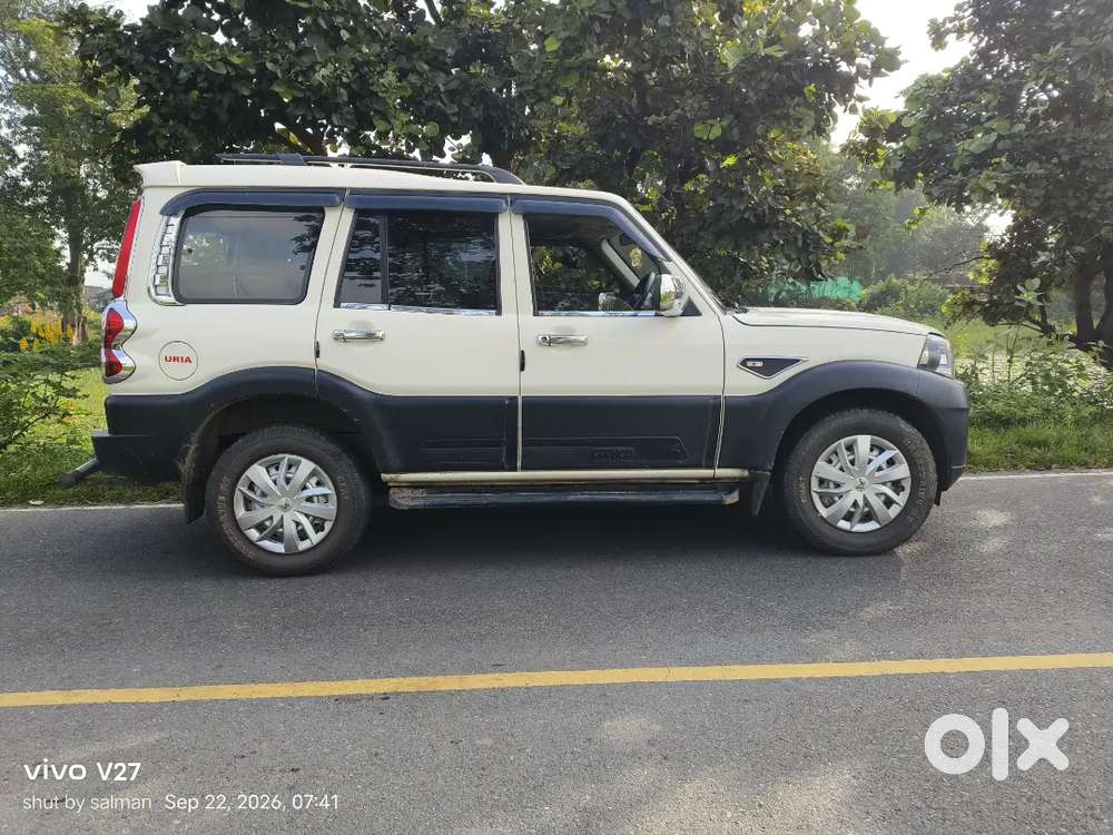 Mahindra Scorpio Classic S 9str