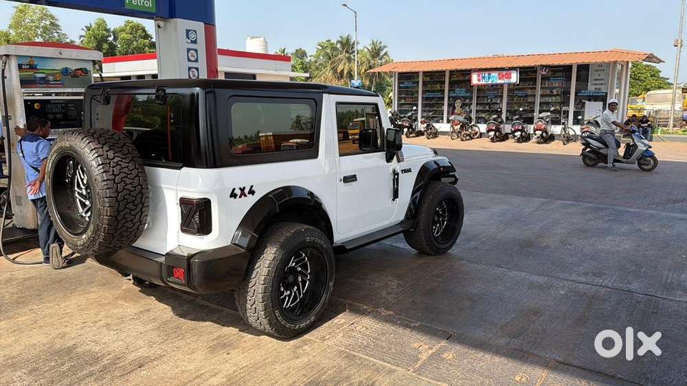 Mahindra Thar Petrol At 4x4
