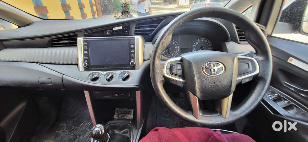 Toyota Innova Crysta 2.4 G Mt, 2022, Diesel