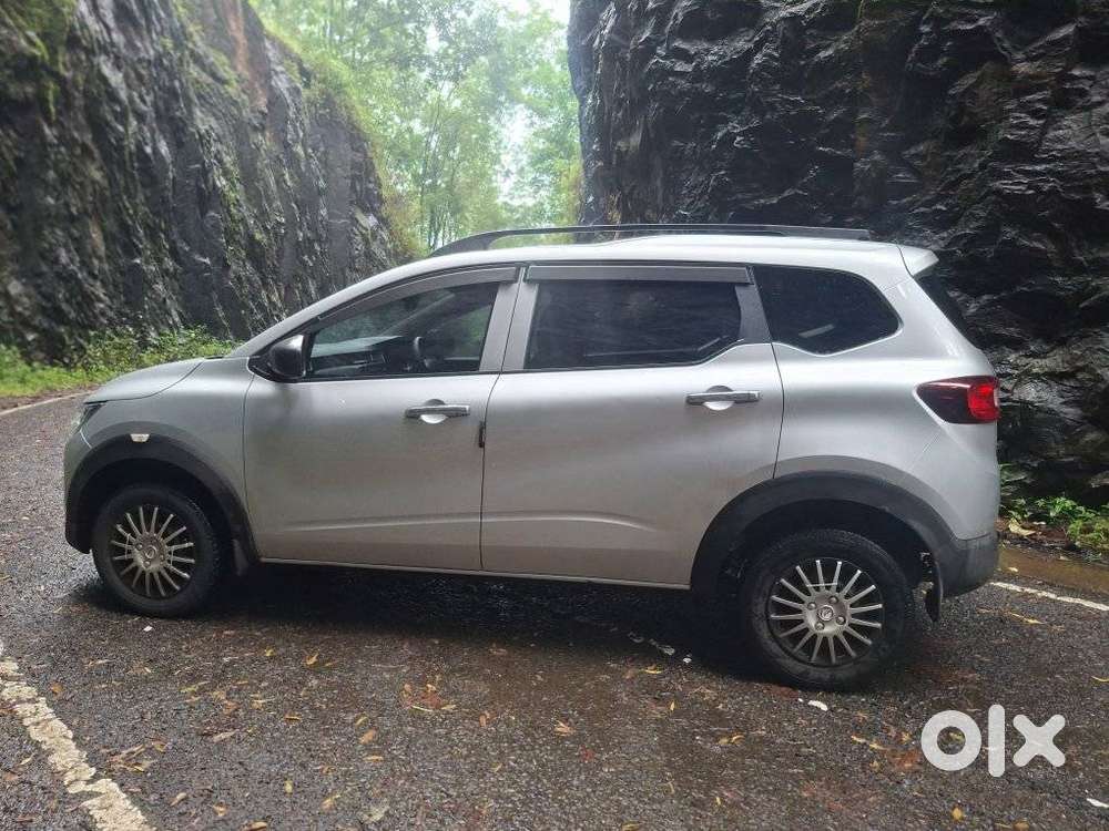 Renault Triber 1.0 Rxe, 2021, Petrol