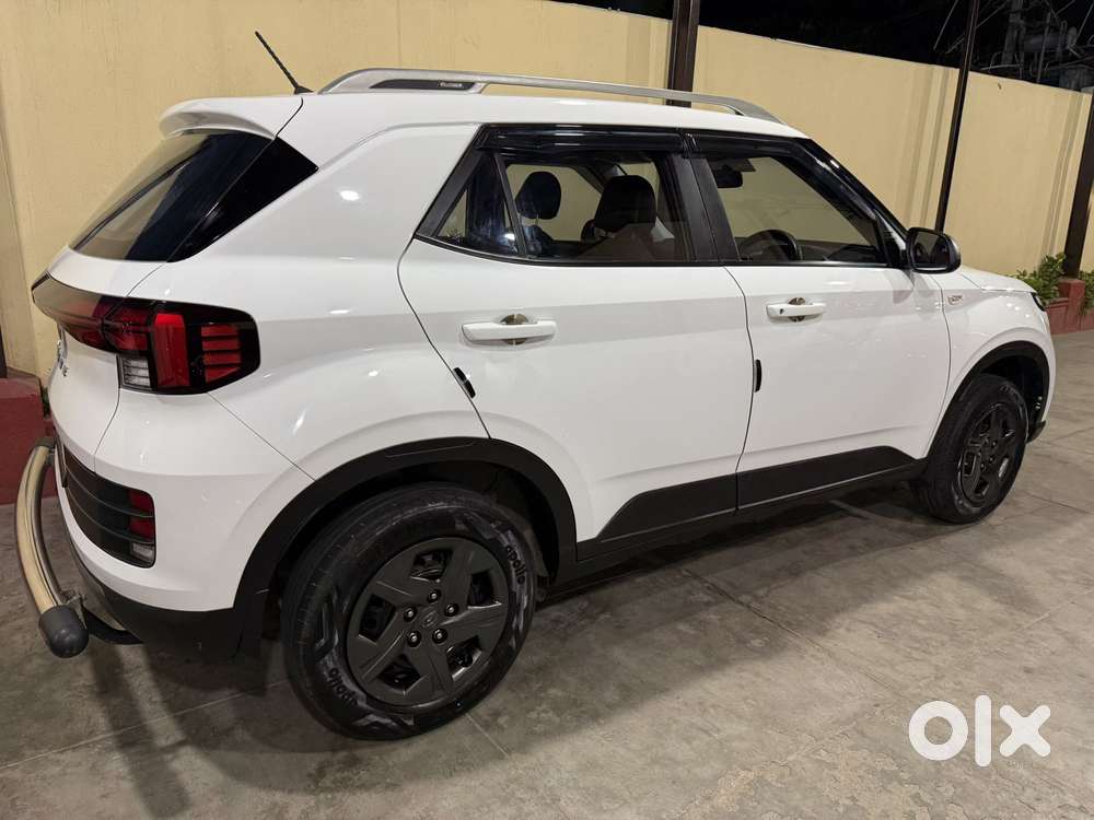 Hyundai Venue E 1.2 Petrol, 2024, Petrol