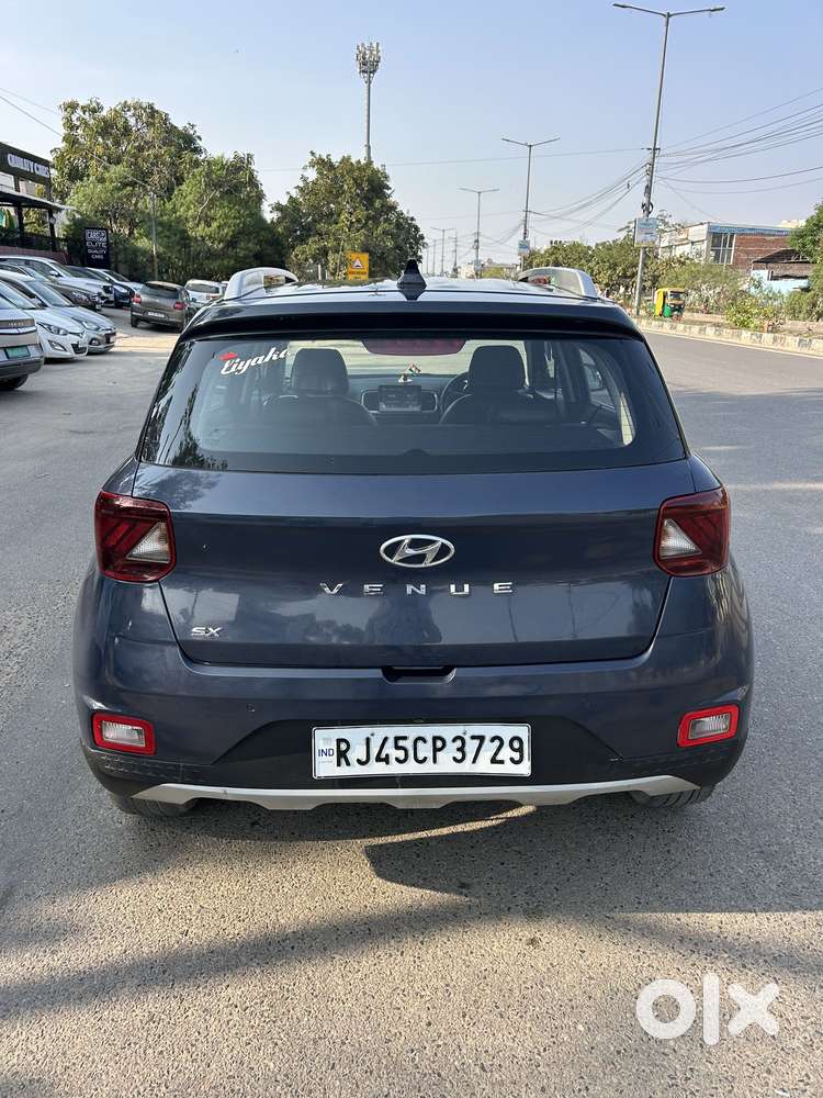 Hyundai Venue Sx Mt, 2021, Diesel