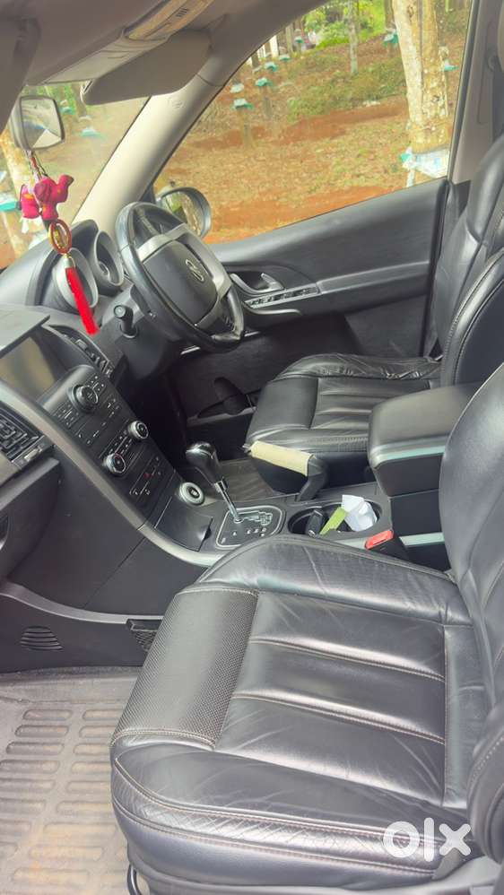 Mahindra Xuv500 W10 Automatic